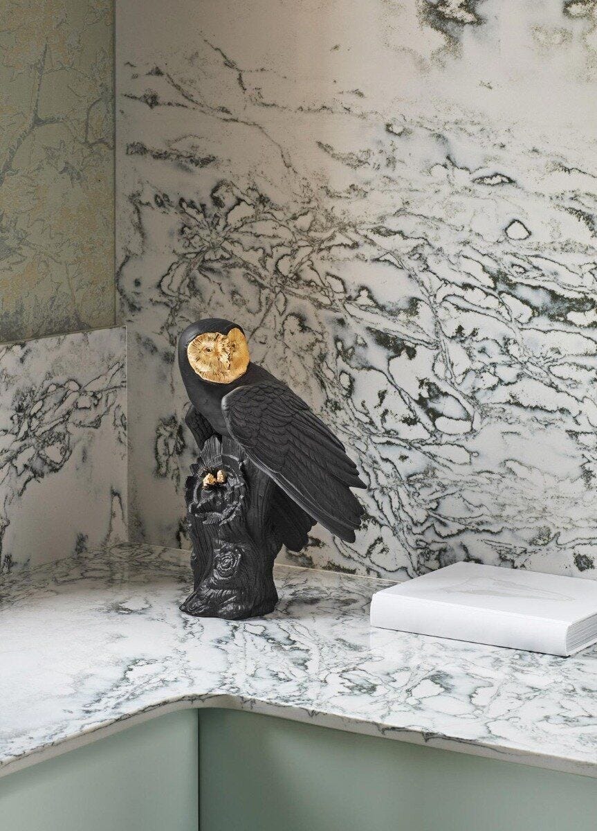 Owl Sculpture. Black-gold. Limited Edition Decor LLadro 