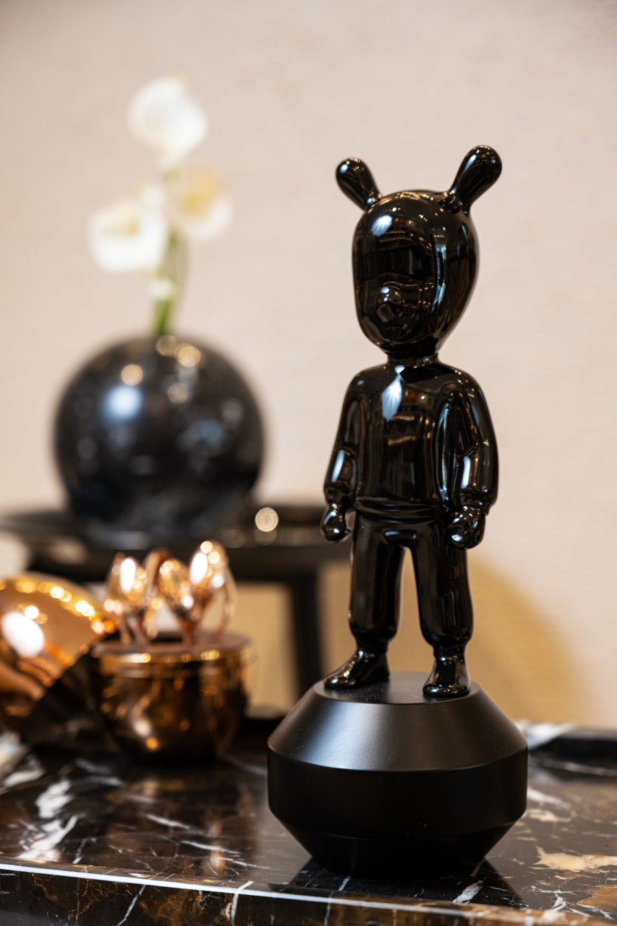 The Guest Black Home Accessories Lladro 